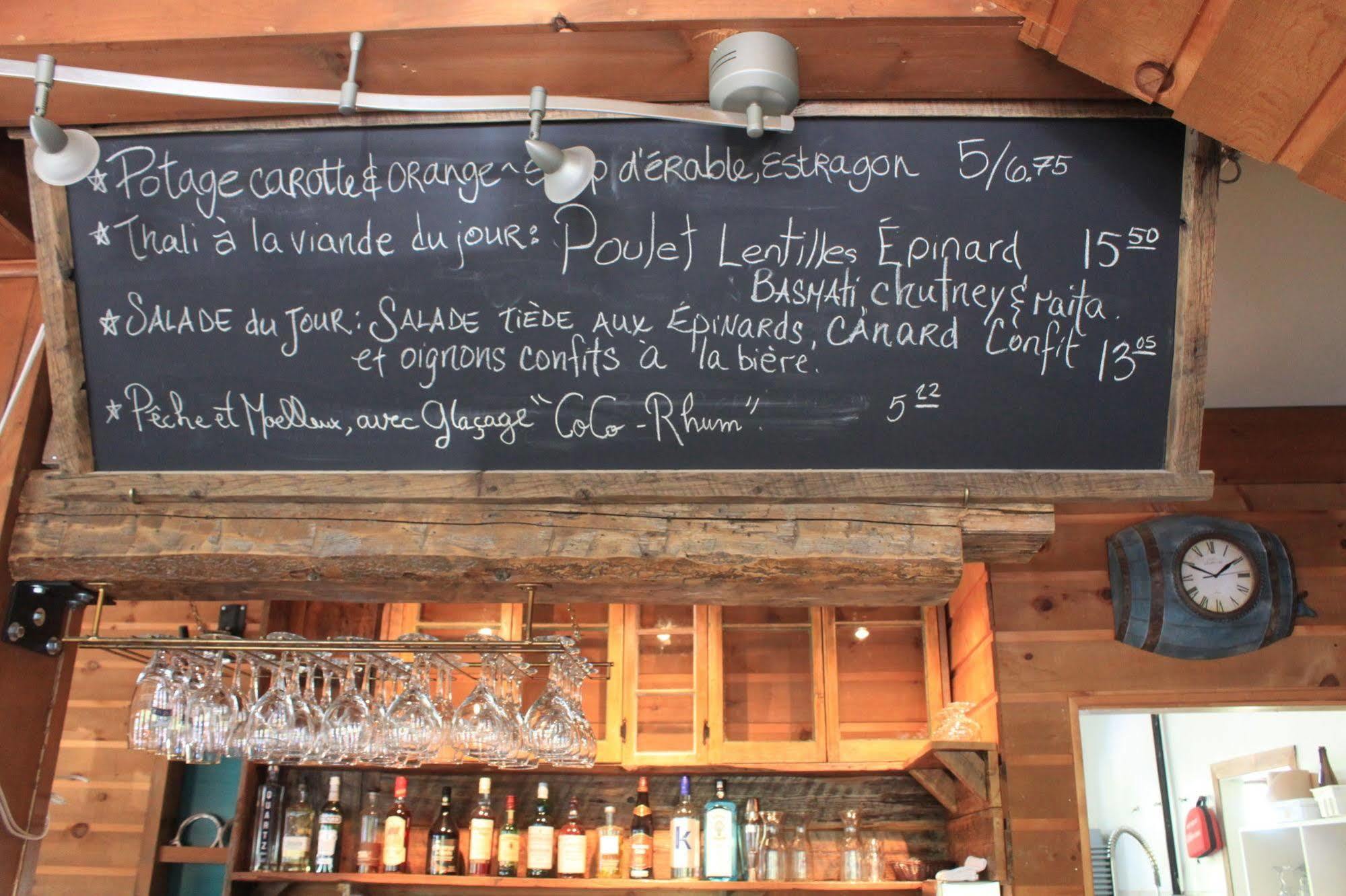 Auberge Micro-Brasserie Le Baril Roulant فال دافيد المظهر الخارجي الصورة